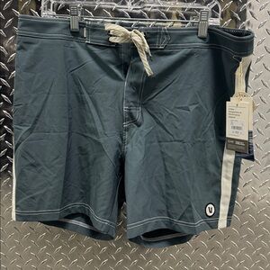NWT!! Vuori Puerto Board short size 36 Green